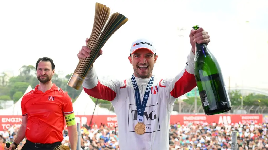 Jake Dennis (Andretti)