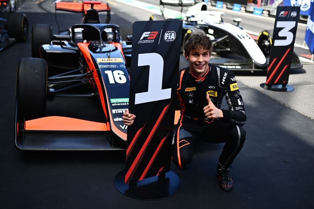 Bruno del Pino (James Sutton)