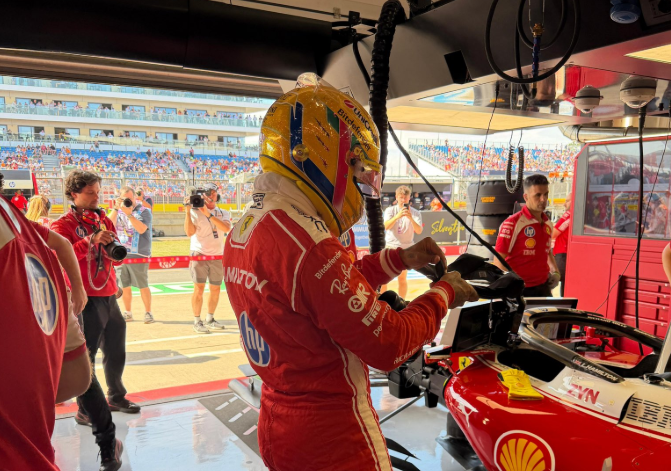 Lewis Hamilton from: @ScuderiaFerrari