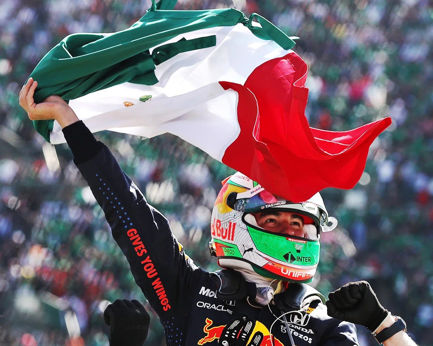 Checo Pérez from: @schecoperez