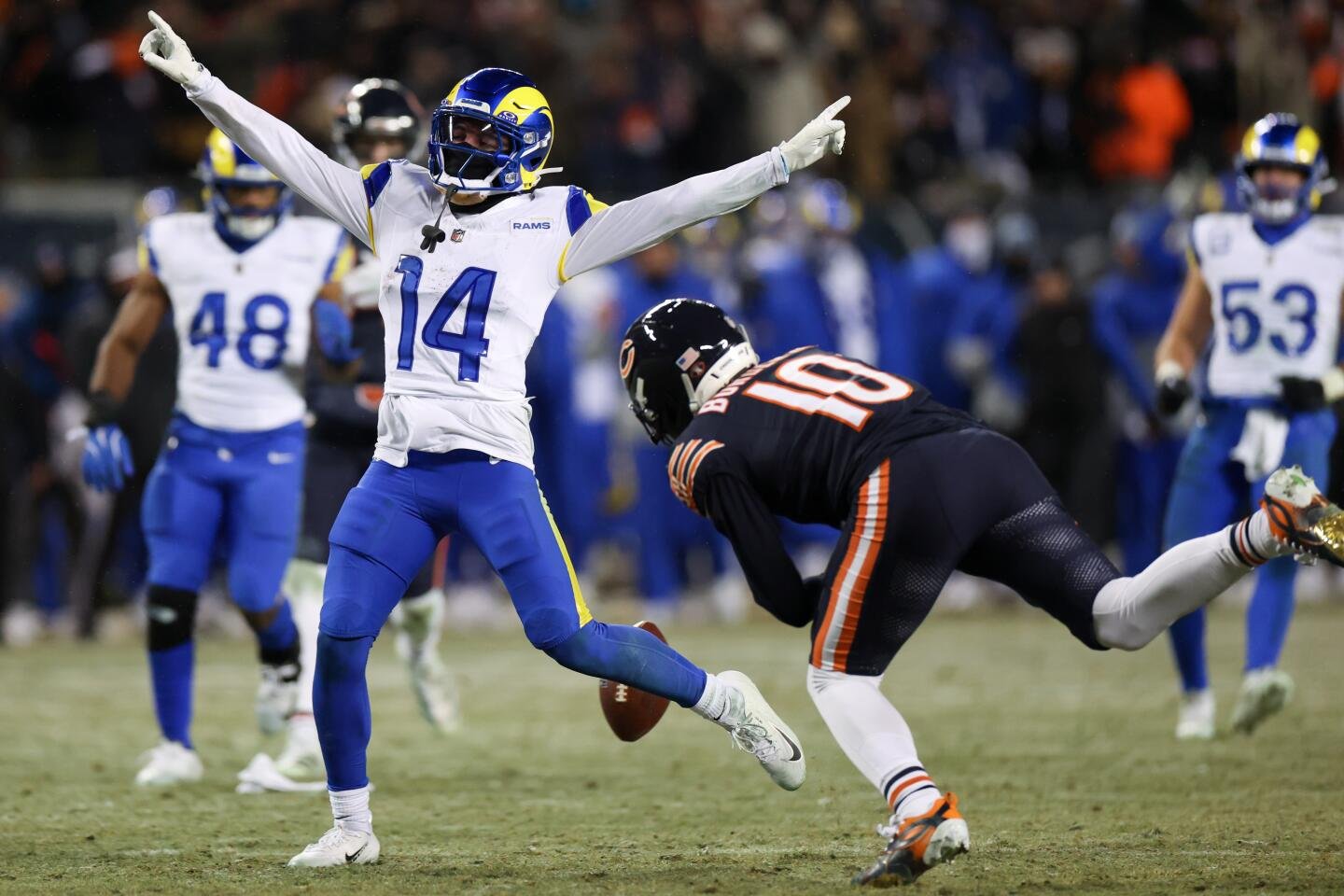 Rams vs Bears from: Eric Thayer / Los Angeles Times