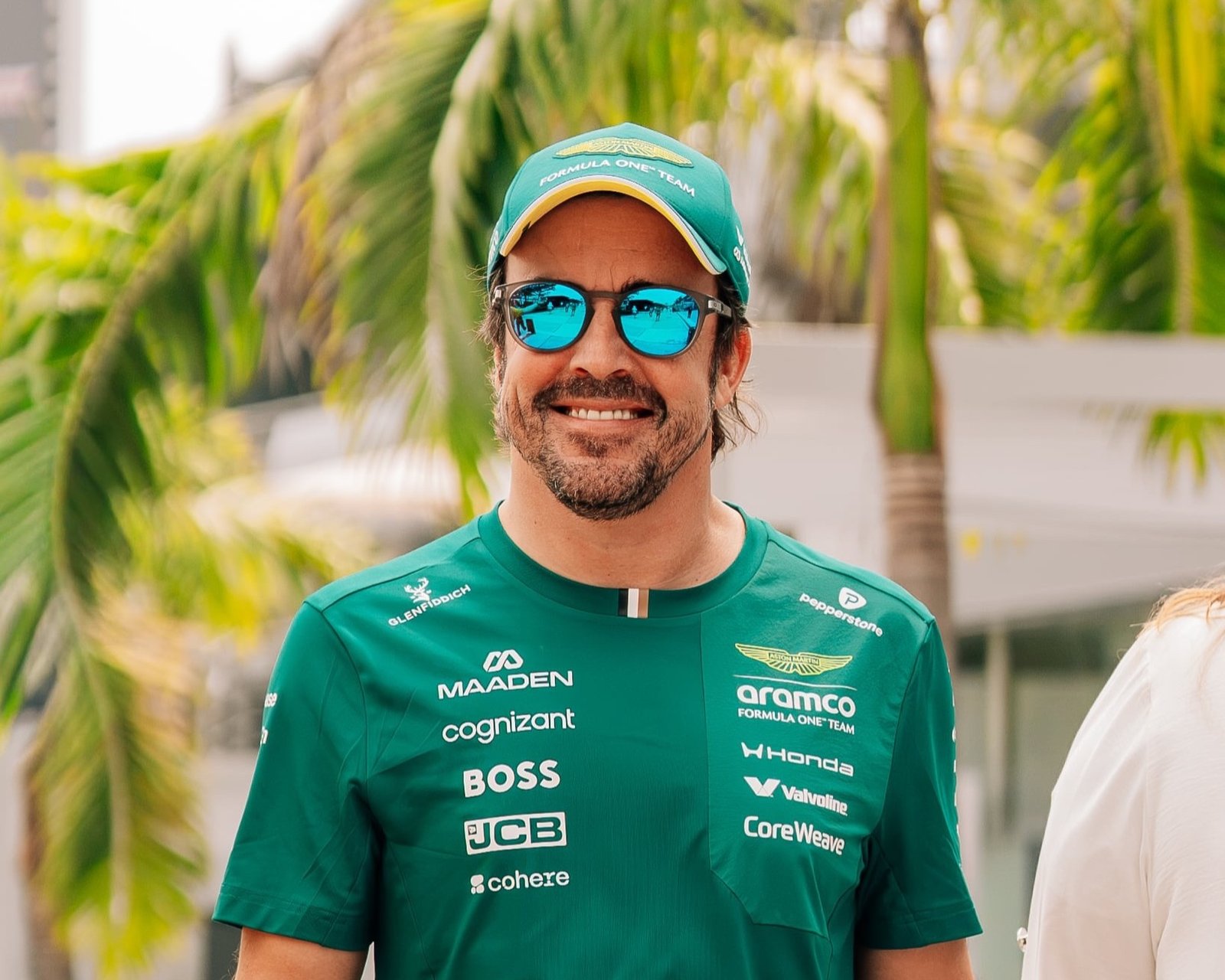 Fernando Alonso from: @astonmartinf1