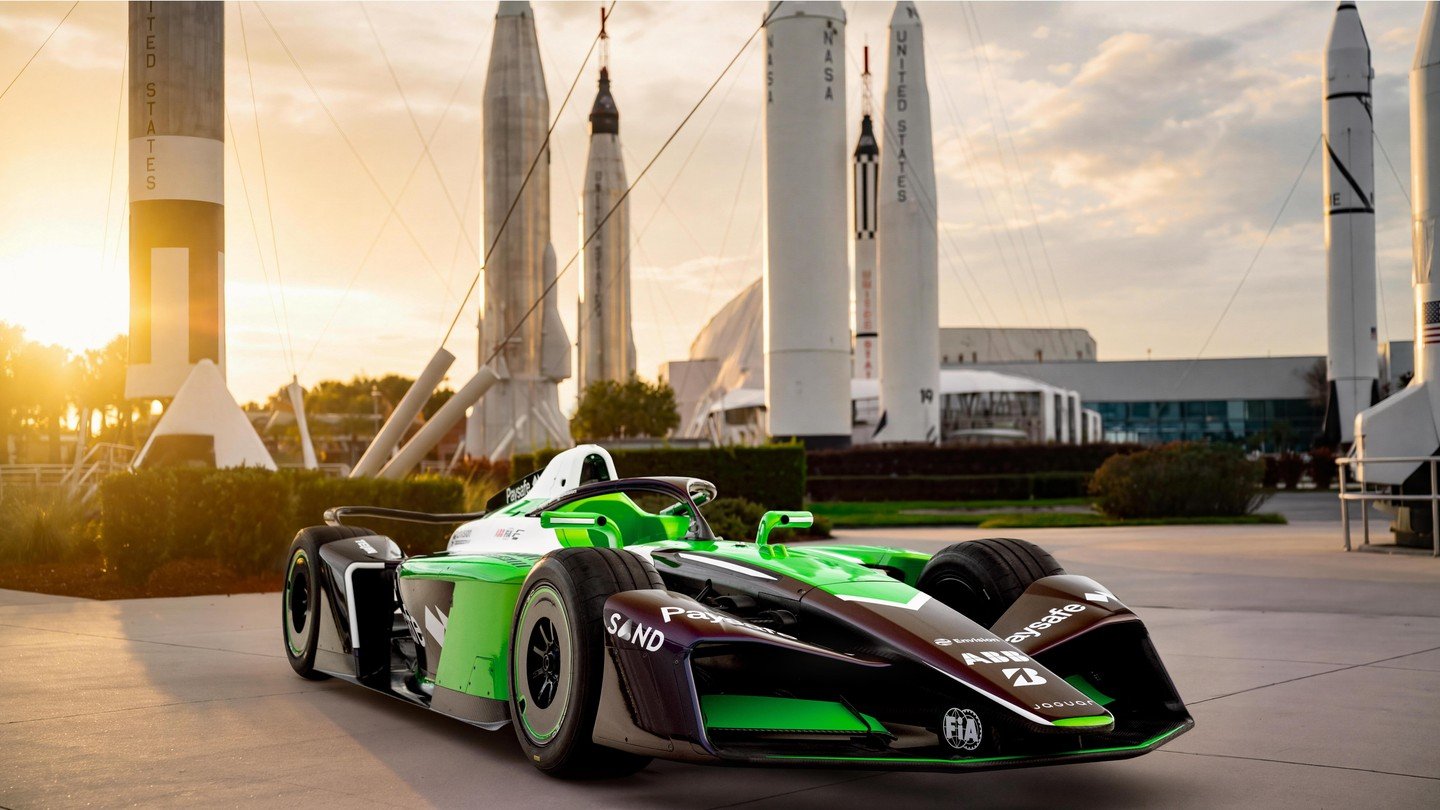 Envision Racing from: @envisionracing